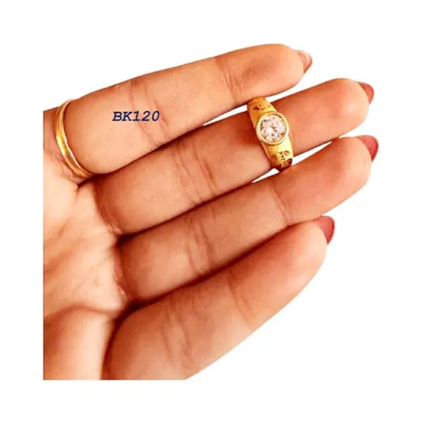 Golden_Elegant_Single_Stone_Cz_Ring_-_Matte_Finish_For_Women