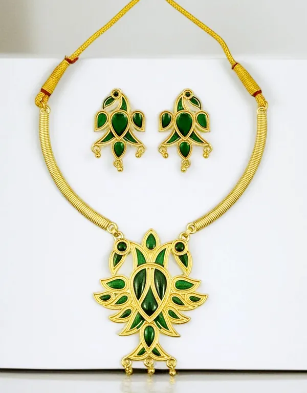 BG_GOLD_Assamese_Traditional_Copper_Based_Green_Meenakari_Henpata_Jewellery_Set