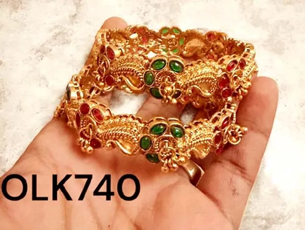 Royal_Gold-Plated_Stone_Studded_Traditional_Kada_Bangles