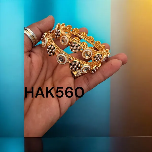 Balaji_gold_Multicolour_Royal_Kundan_Pearl_Bangle_Set_For_Women