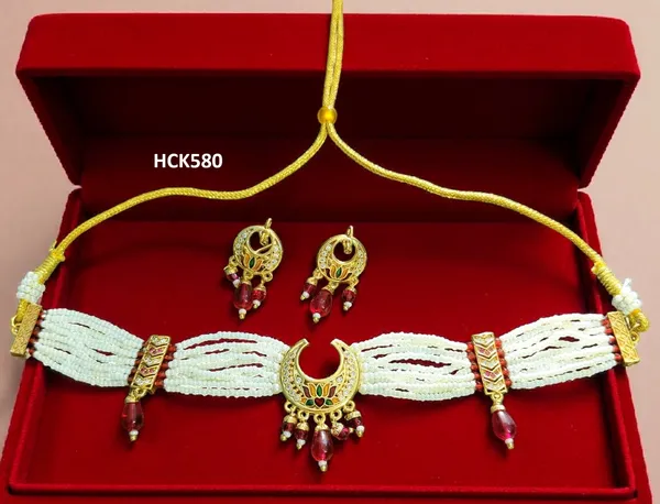 Multicolour_Royal_Beaded_Kundan_Choker_Necklace_Set_With_Accents_For_Women