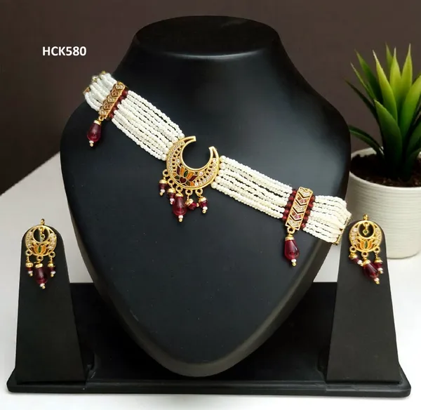 Multicolour_Royal_Beaded_Kundan_Choker_Necklace_Set_With_Accents_For_Women