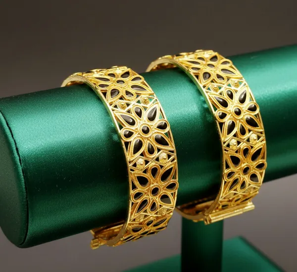 Assamese_Traditional_Copper_Based_Black_Meenakari_Bangle_Set