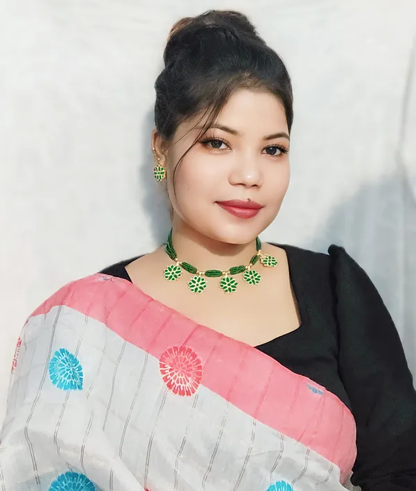 Assamese_Traditional_Gold_Plated_Green_Colour_Golpata_Necklace_Set_For_Women