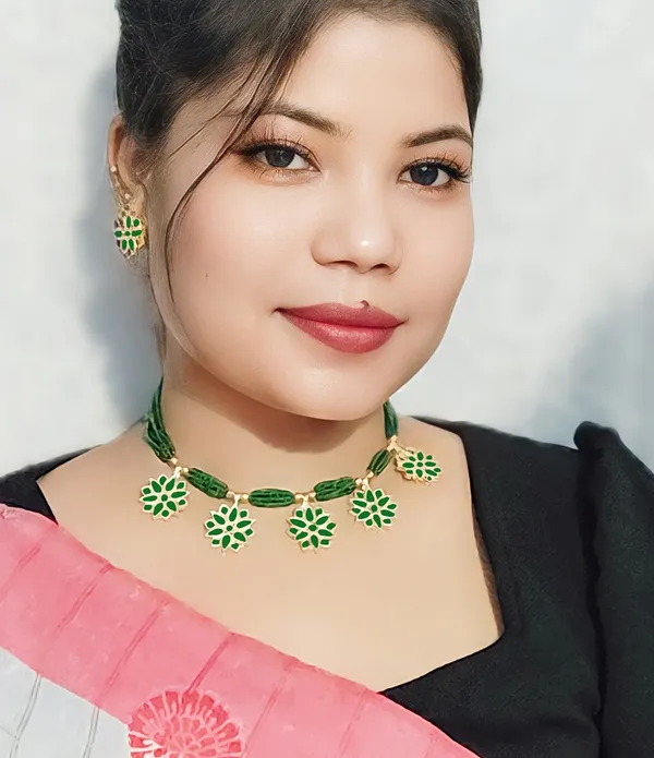 Assamese_Traditional_Gold_Plated_Green_Colour_Golpata_Necklace_Set_For_Women