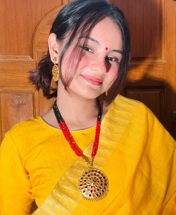 Assamese_Traditional_Copper_Based_Red_Black_Japi_Jewellery_Set