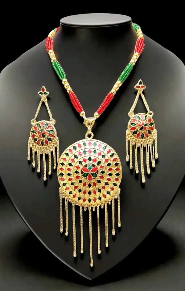 Assamese_Traditional_Red_And_Green_Japi_Jewellery_Set_For_Women