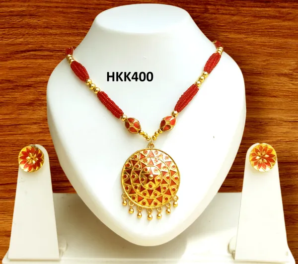 Assamese_Traditional_Red_Japi_With_Monimala_Tassel
