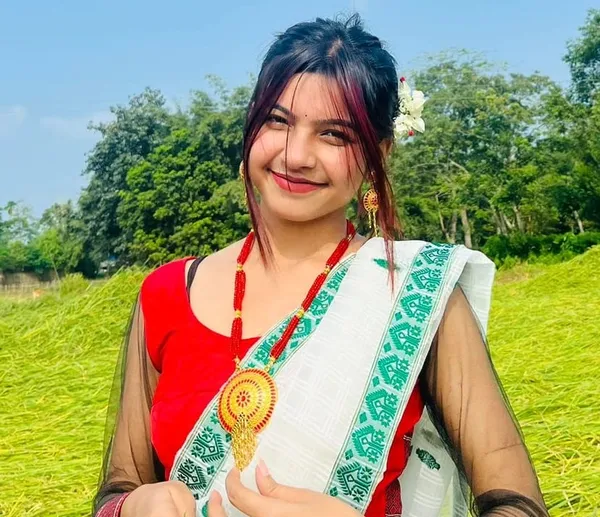 Copper_Based_Assamese_Traditional_Gold_Plated_Red_Meenakari_Japi_Tassel_Jewellery_Set_For_Women_&_Girls