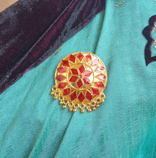Assamese_Traditional_Red_Meenakari_Japi_Brooch_/_Saree_Pin