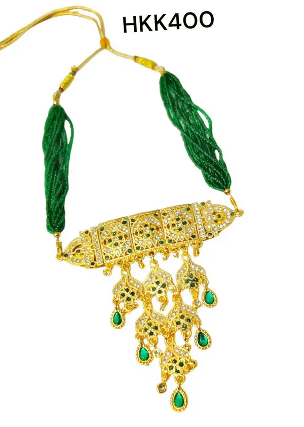 Royal_Green_Beaded_Gold-Plated_Kundan_Aad_Choker_Necklace_For_Women