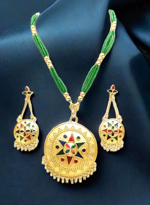 Assamese_Traditional_Multi_Colour_Japi_Tassel_Jewellery_Set_For_Women
