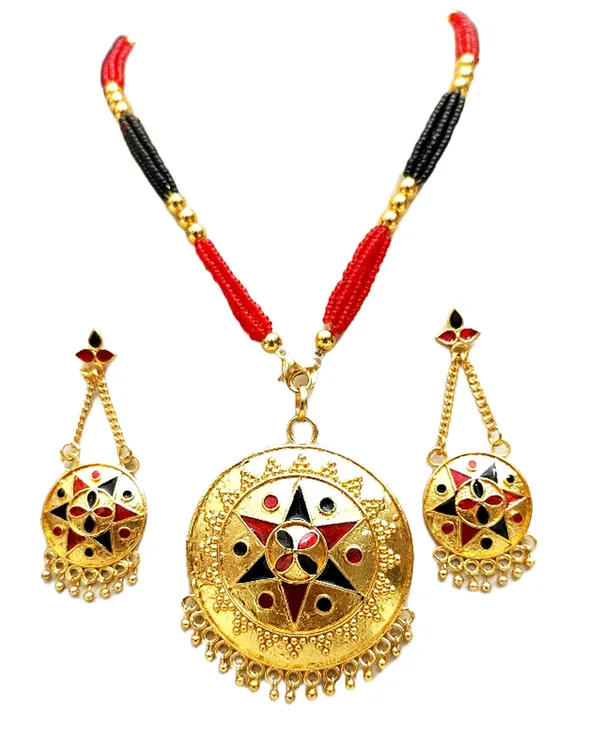 Assamese_Traditional_Gold_Plated_Red_Black_Meenakari_Japi_Tassel_Jewellery_Set_For_Women