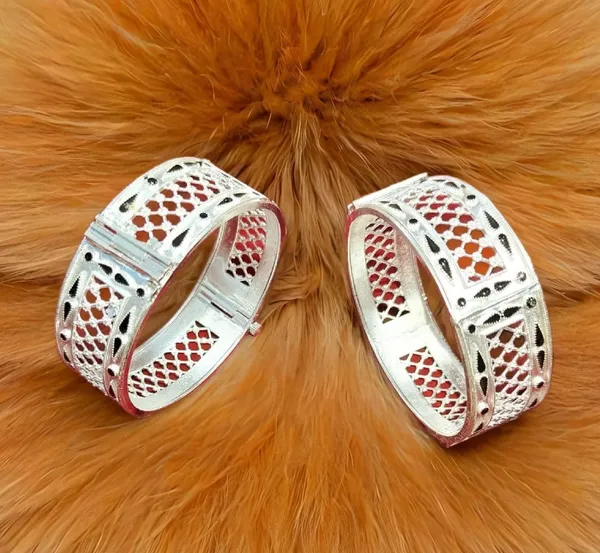 BGGOLD_Assamese_Traditional_Silver-Tone_Cutwork_Bangle_for_Women