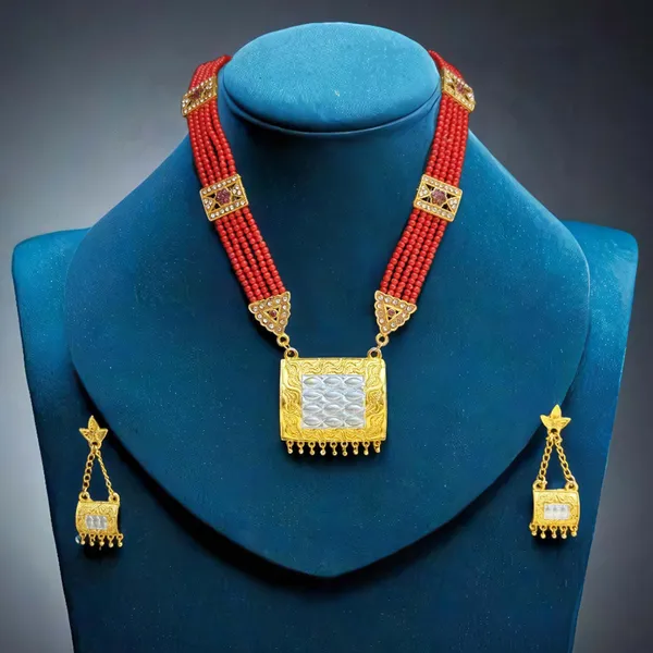 Assamese_Traditional_Gold_Plated_Red_Colour_Tassel_Jewellery_Set_For_Women