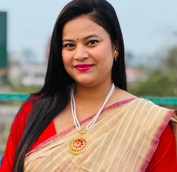 Assamese_Traditional_Copper_Based_Japi_White_Moti_Tassel_Jewellery_Set