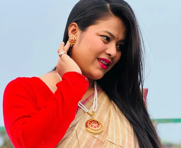 Assamese_Traditional_Copper_Based_Japi_White_Moti_Tassel_Jewellery_Set
