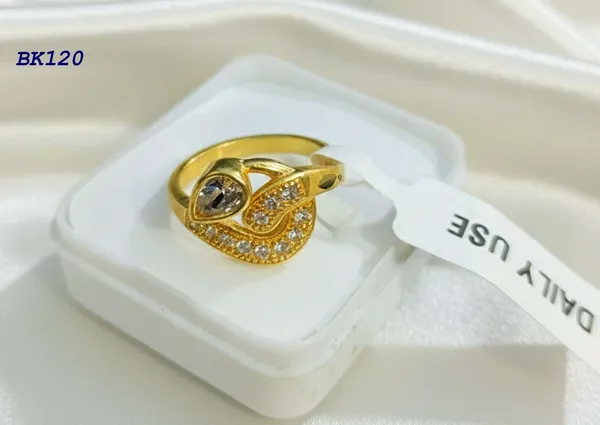 Balaji_Gold_Micro_Gold_Plating_Luxury_Teardrop_Cz_Stone_Designer_Ring_For_Women