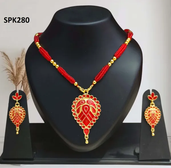 Assamese_Traditional_Copper_Based_Red_Dugdugi_Tassel_Jewellery_Set