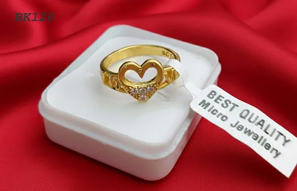 Balaji_Gold_Micro_Gold_Plated_Elegant_Heart-Shaped_Ring_With_Sparkling_Zirconia_Stones_For_Women