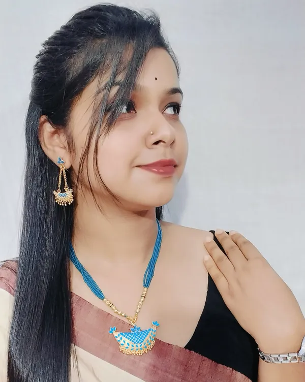 Assamese_Traditional_Gold_Plated_Blue_Colour_Junbiri_Tassel_Jewellery_Set_For_Women_&_Girls