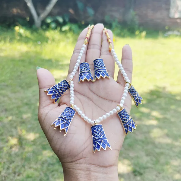 Bggold_Assamese_Traditional_Gold_Plated_Blue_Colour_Golpata_Choker_Necklace_Set_For_Women_And_Girl