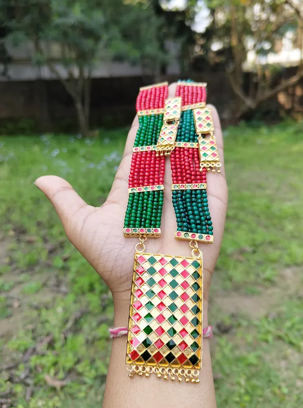 Assamese_Red_And_Green_Colour_Biscuit_Tassel_Set_For_Women_&_Girl
