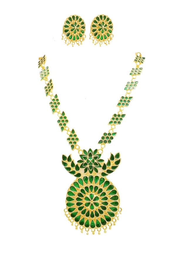 Assamese_Traditional_Gold_Plated_Green_Colour_Japi_Chain_Jewellery_Set_For_Women_&_Girls
