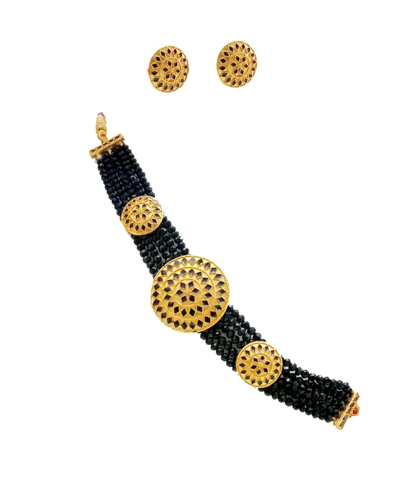 Assamese_Traditional_Gold_Plated_Black_Colour_Japi_Design_Golpatta_Tassel_Necklace_Set_For_Women