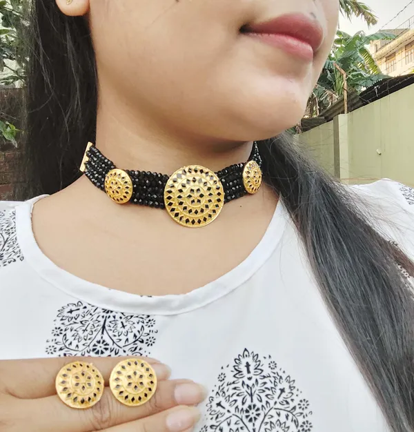 Assamese_Traditional_Gold_Plated_Black_Colour_Japi_Design_Golpatta_Tassel_Necklace_Set_For_Women