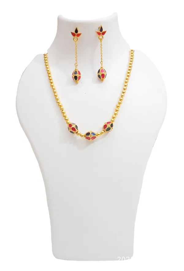 Assamese_Traditional_Gold_Plated_Red_Black_Colour_Monimala_Choker_Necklace_Set_For_Women_And_Girl
