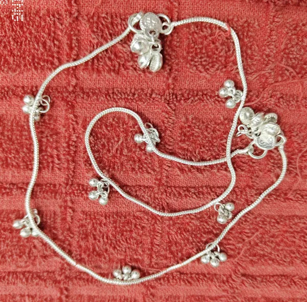 Indian_Traditional_Ethnic_Fashion_Foot_Jewellery_Artificial_Alloy_Anklet