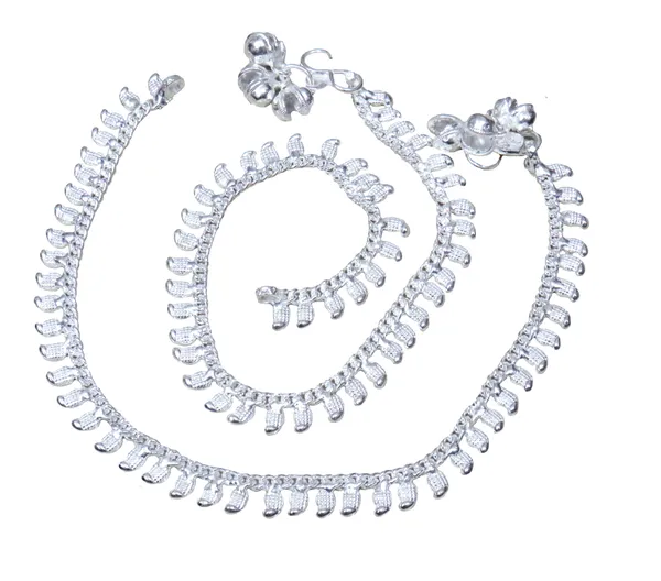 Indian_Traditional_Ethnic_Fashion_Foot_Jewellery_Artificial_Alloy_Anklet_For_Women