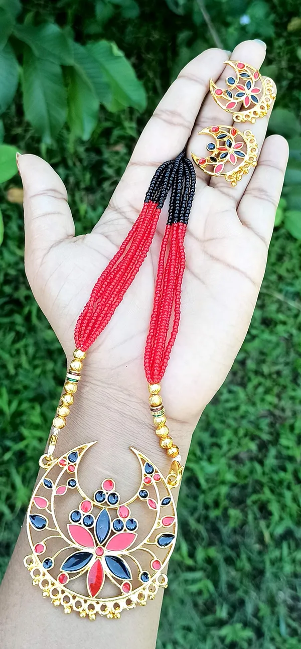 Assamese_Traditional_Gold_Plated_Red_Black_Colour_Junbiri_Tassel_Jewellery_Set_For_Women_&_Girl