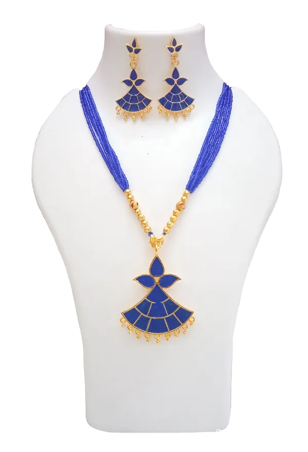 Assamese_Traditional_Gold_Plated_Blue_Colour_Necklace_Tassel_Pendant_Set_For_Women_And_Girls