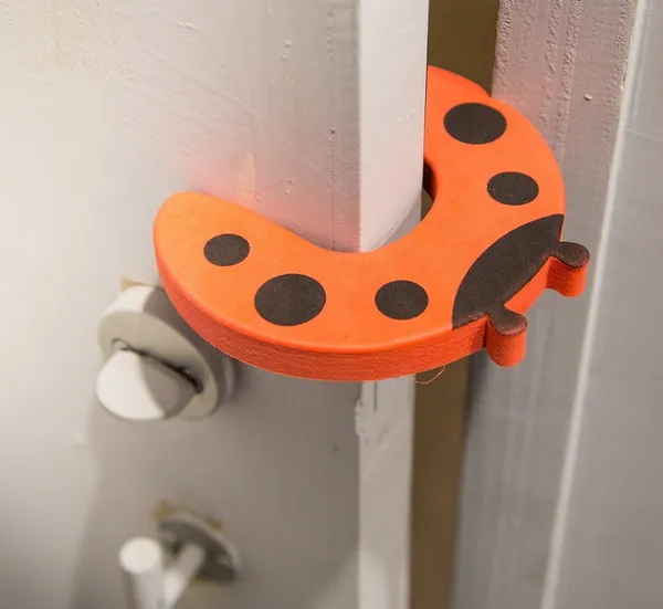 Baby_Safety_Door_Foam_Guard_(Pack_Of_6)