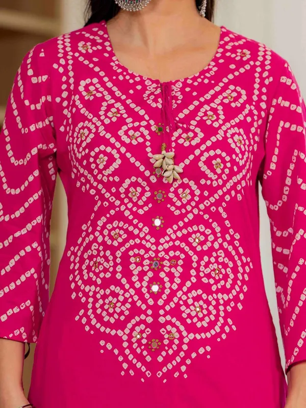 Pink_Bandhani_Ethnic_Cotton_Kurta_Set_with_Dupatta_for_Women