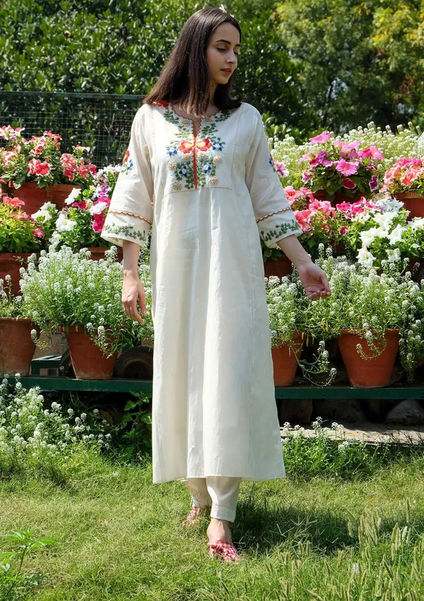 Off_White_Embroidered_Cotton_Kurta_And_Pant_Set_For_Women