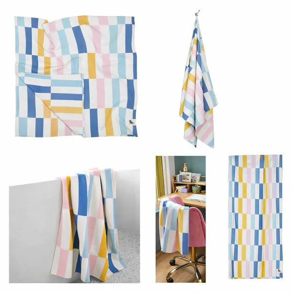 Yaanthiv's_Premium_Printed_Cotton_Bath_Towels_-_EcoLuxury_Range_of_Towels,_300_GSM,_78_CM_X_154_CM,_Washable_and_Quick_Dry_Towels,_Light_Weight,_Fast_Absorbing,_Rich_Elegant_Design_(Pack_of_1)