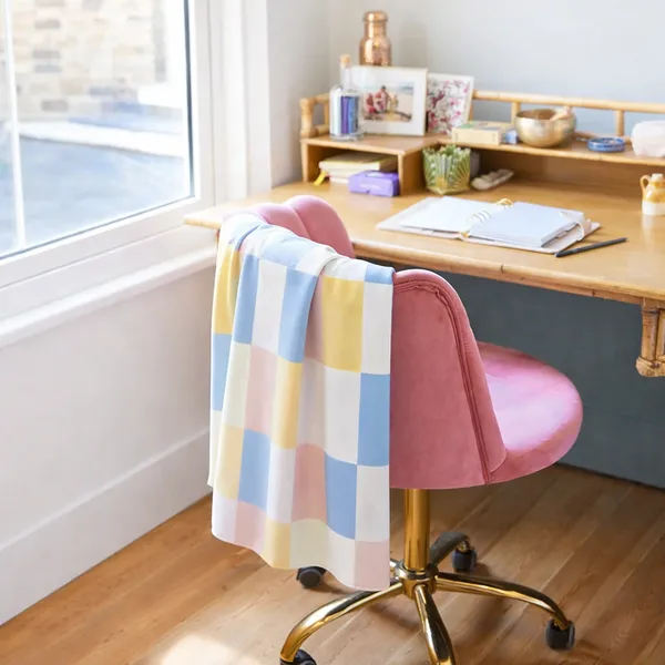 Yaanthiv's_Premium_Printed_Cotton_Bath_Towels_-_EcoLuxury_Range_of_Towels,_300_GSM,_78_CM_X_154_CM,_Washable_and_Quick_Dry_Towels,_Light_Weight,_Fast_Absorbing,_Rich_Elegant_Design_(Pack_of_1)
