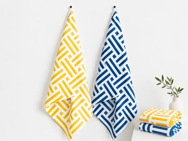Yaanthiv's_Premium_Printed_Cotton_Bath_Towels_-_EcoLuxury_Range_of_Towels,_300_GSM,_78_CM_X_154_CM,_Washable_and_Quick_Dry_Towels,_Light_Weight,_Fast_Absorbing,_Rich_Elegant_Design_(Pack_of_2,_Yellow_Blue)