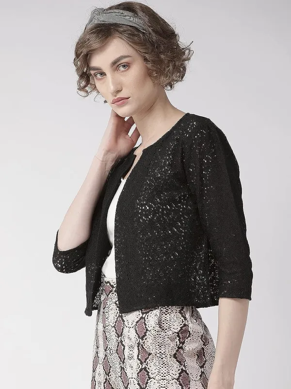 Farbot_Women_Self_Design_Floral_lace_Regular_Open_Front_Shrug