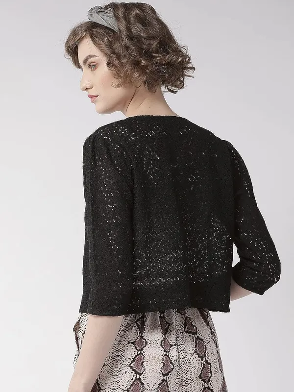 Farbot_Women_Self_Design_Floral_lace_Regular_Open_Front_Shrug