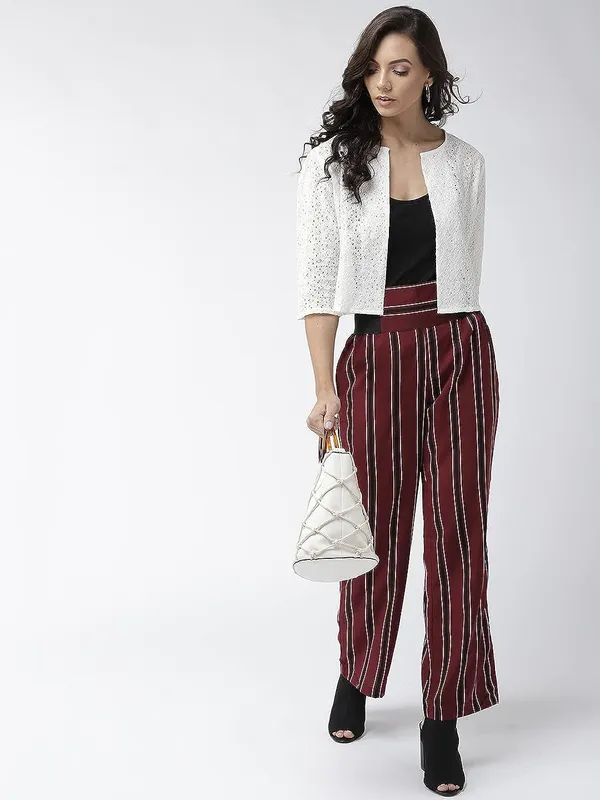 Farbot_Women_Self_Design_Floral_lace_Regular_Open_Front_Shrug