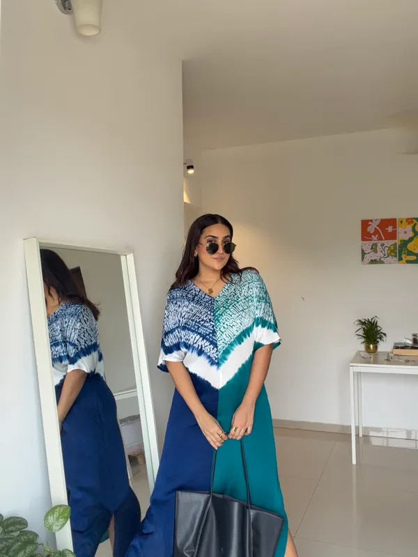 Aqua-Indigo_Fusion_Modal_Shibori_Kaftan