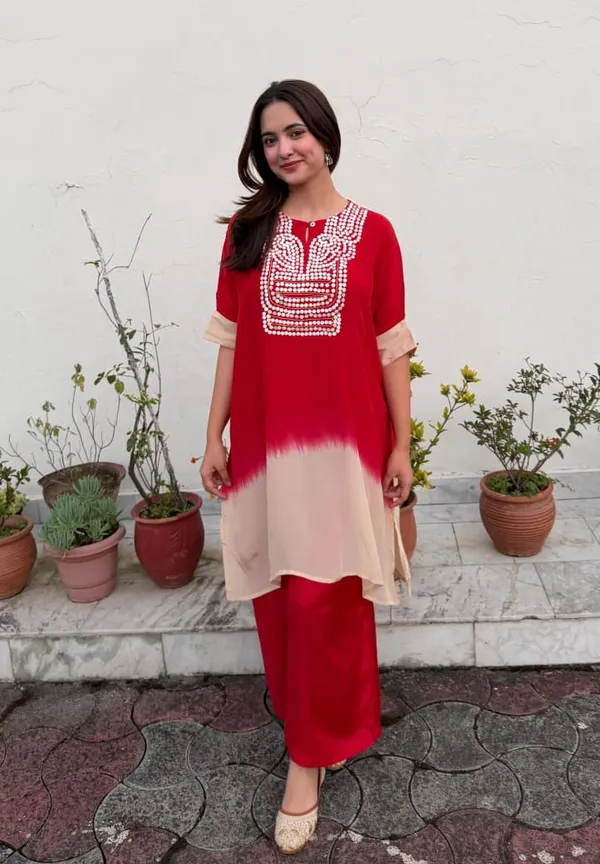 Crimson_Charm_Kurta_Set