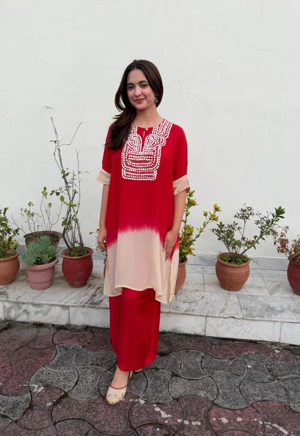 Crimson_Charm_Kurta_Set