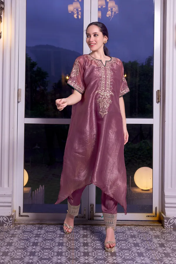Embroidered_Silk_Charm_Set