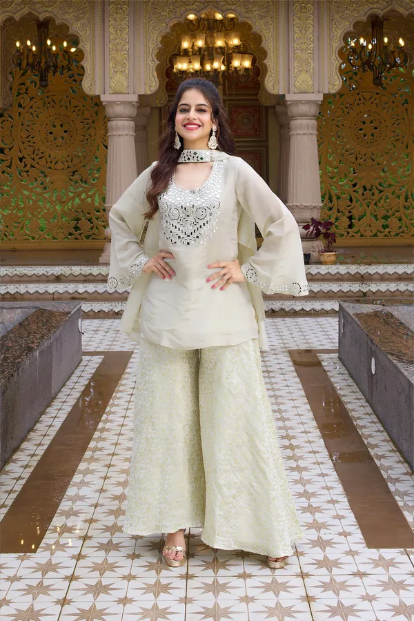 Ethereal_Ivory_Mirror_Palazzo_Set