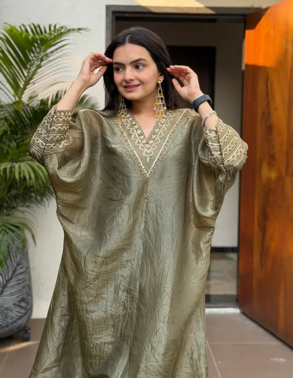 Glazed_Olive_Crush_Silk_Set.